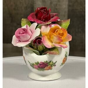 Rare Royal Albert Old Country Roses Scoop Vase with Flowers